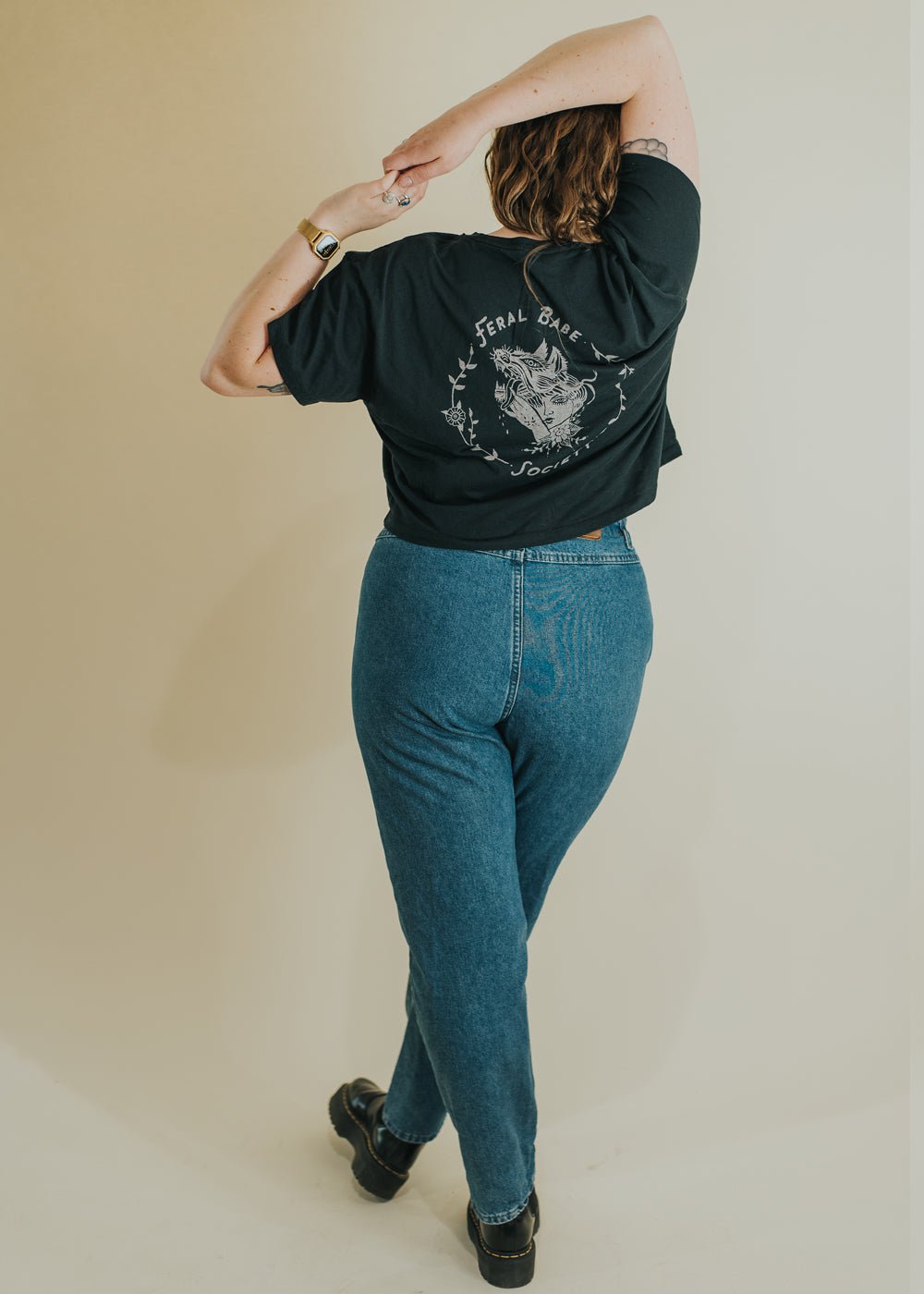 Feral Babe Society - Vintaged Cropped Tee