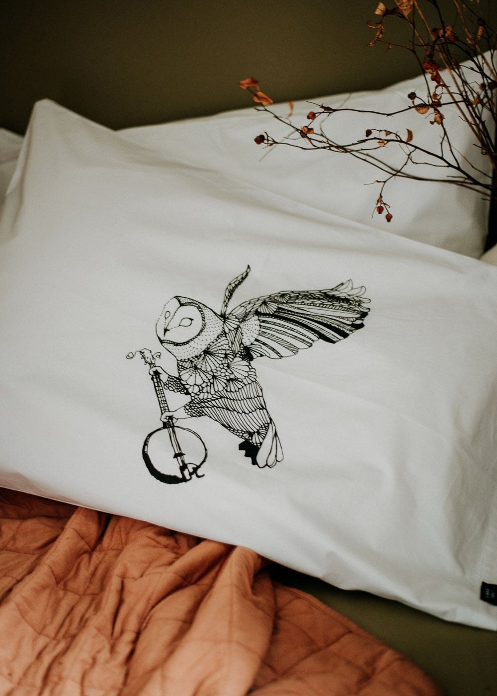 Ghost Banjo - Hand Printed Pillow Case Pair - 200tc